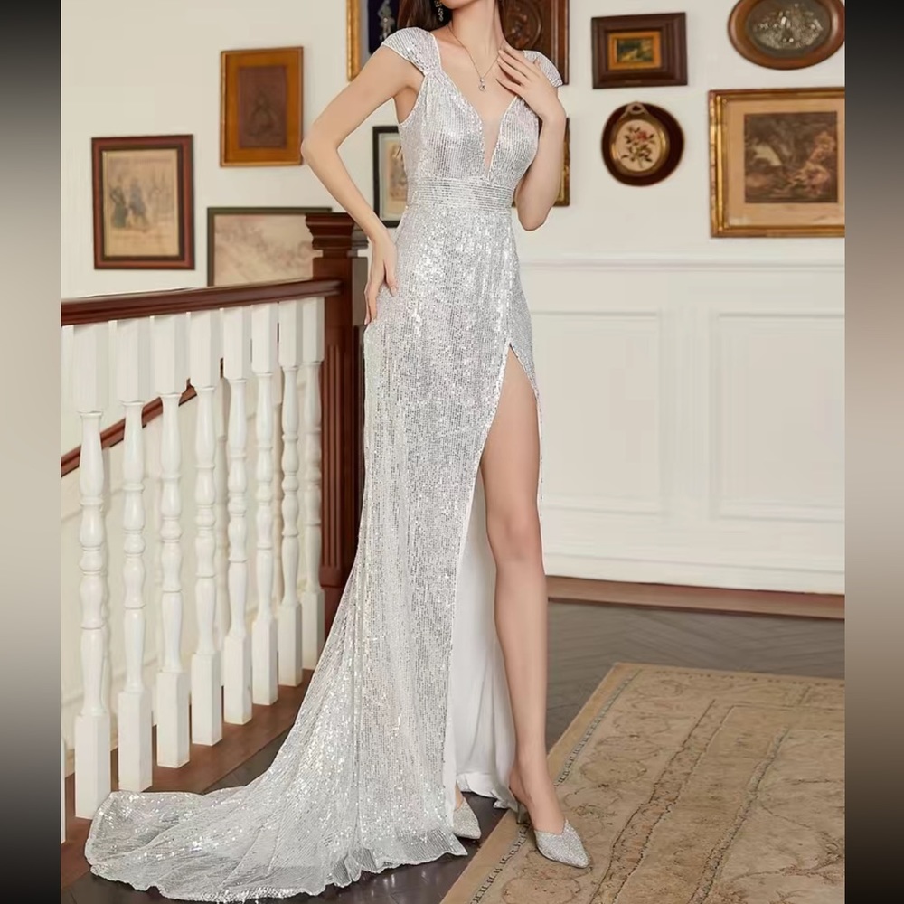 Luxurious glamorous slit thigh prom party formal sequins gown dress - Picture 7 of 7